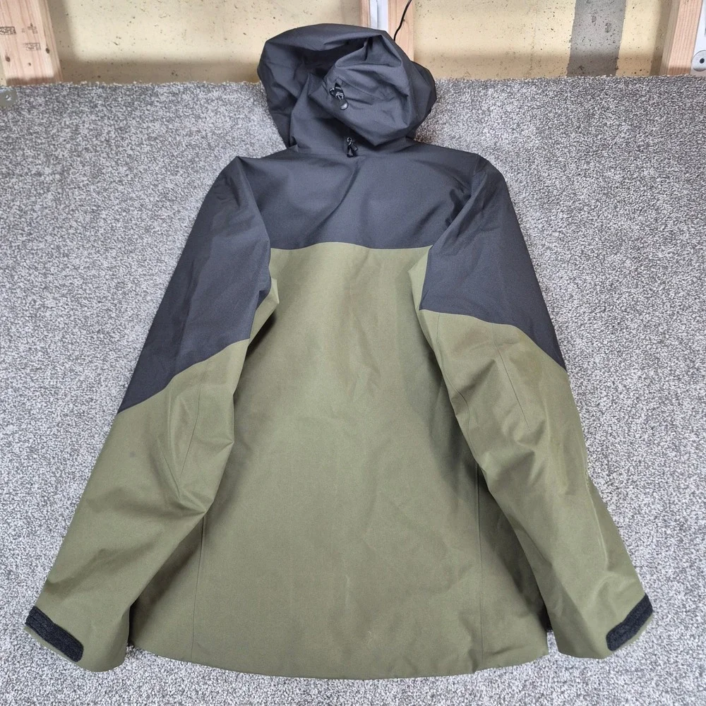 Arc'teryx Alpha‎ SV Jacket Mens Small Spotlight Green GORE-TEX Waterproof Shell